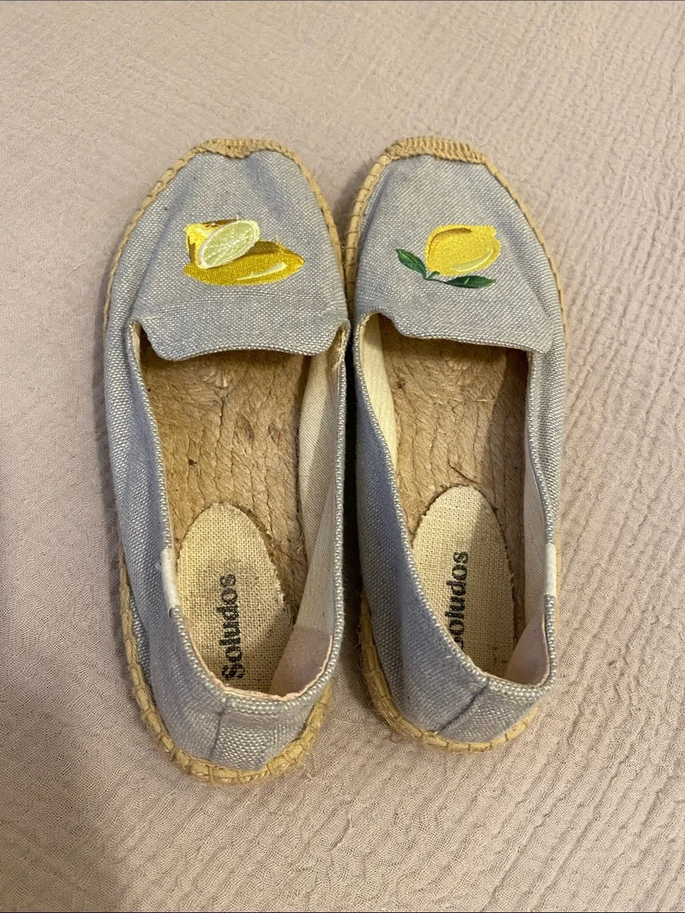 Soludos Gray Canvas Espadrilles with Yellow Lemon Motif. Size 9